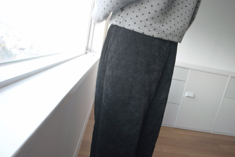 Enten - Korean Women Fashion - #momslook - Quilted Pants - 10