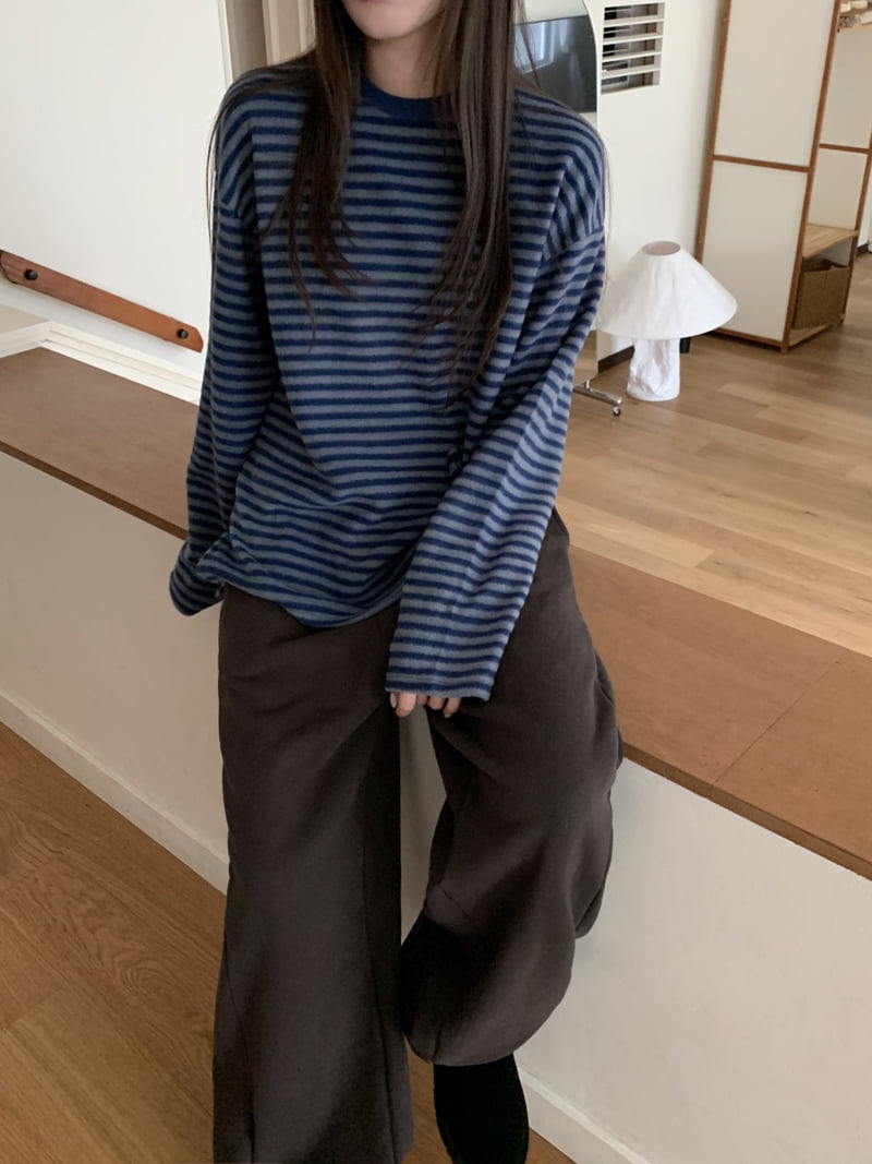 Flatyou - Korean Women Fashion - #momslook - Blessing Stripe Fleece Tee
