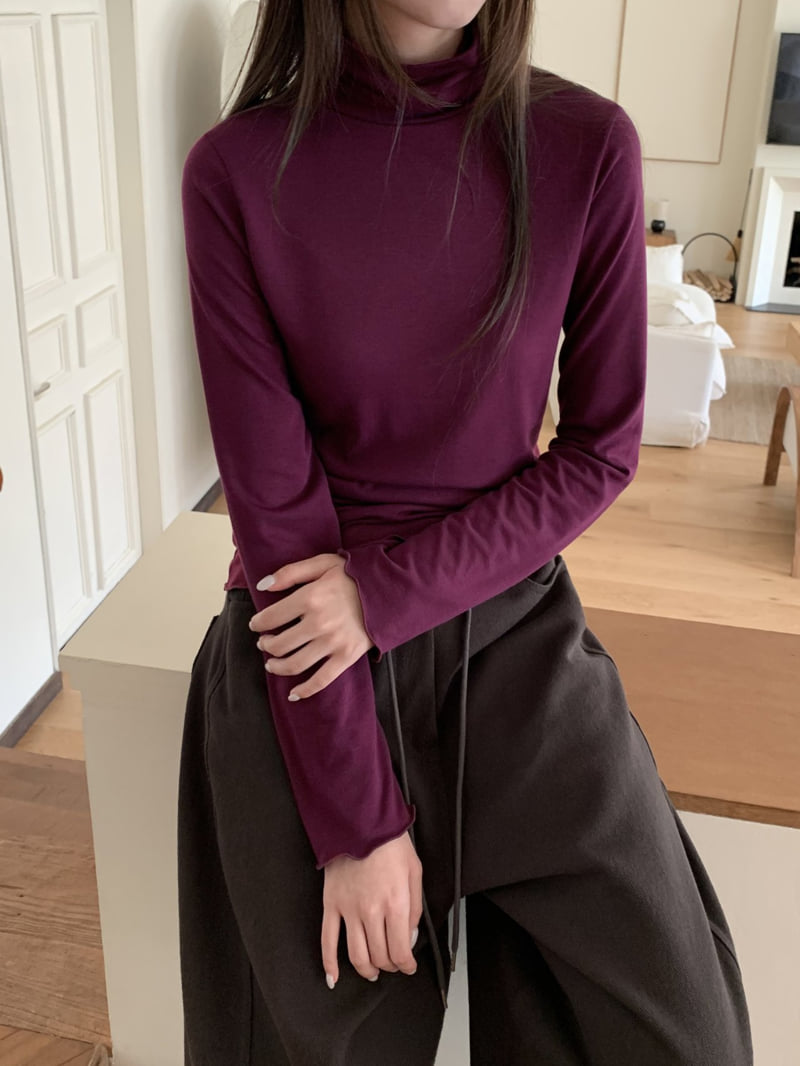 Flatyou - Korean Women Fashion - #thelittlethings - Frill Edge Fleece Turtleneck Tee - 2