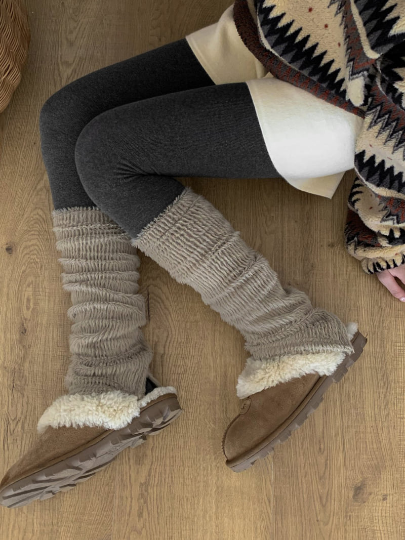 Flatyou - Korean Women Fashion - #vintagekidsstyle - Hairy Leg Warmers - 8