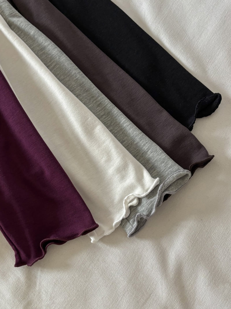 Flatyou - Korean Women Fashion - #womensfashion - Frill Edge Fleece Turtleneck Tee - 8
