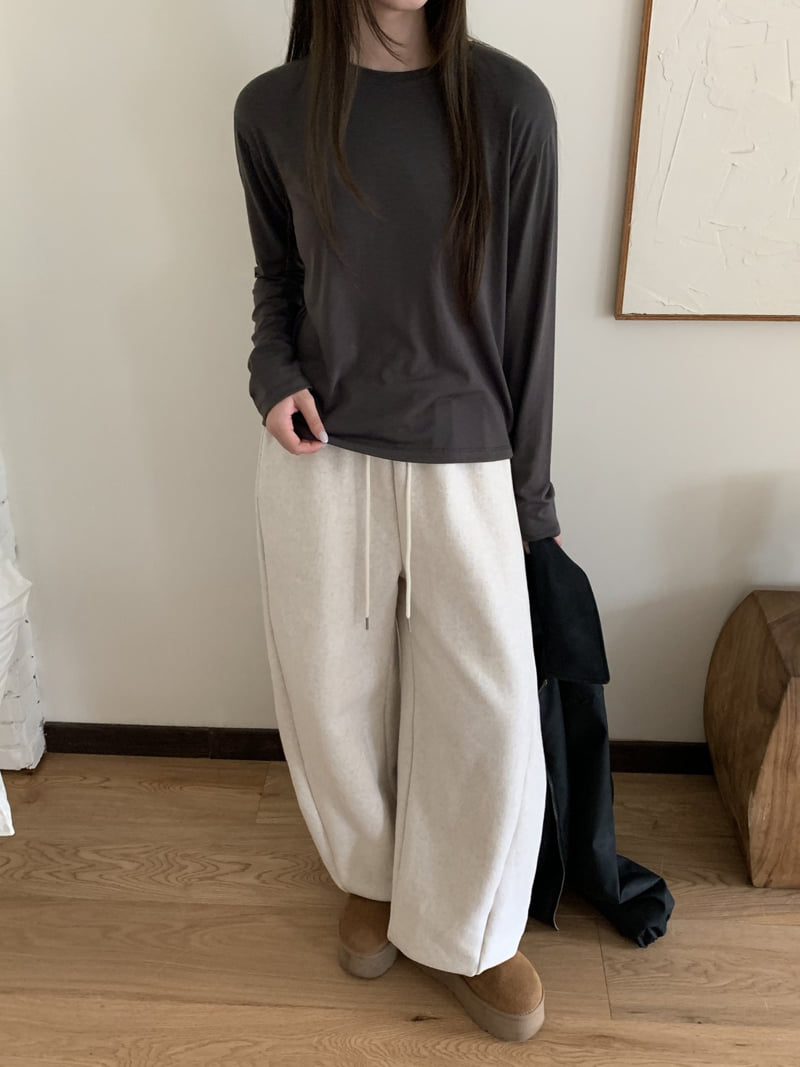 Flatyou - Korean Women Fashion - #womensfashion - Ento Fleece Round Tee - 10