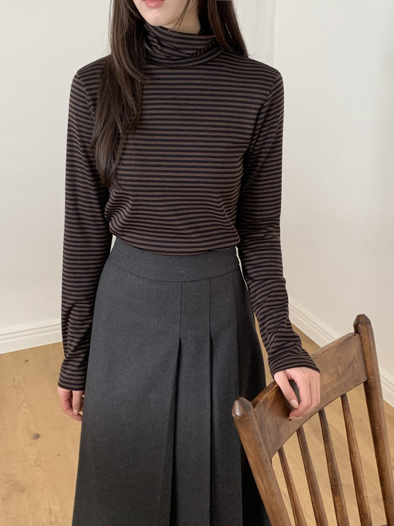 Flatyou - Korean Women Fashion - #womensfashion - Fleece Stripe Turtleneck Tee - 11