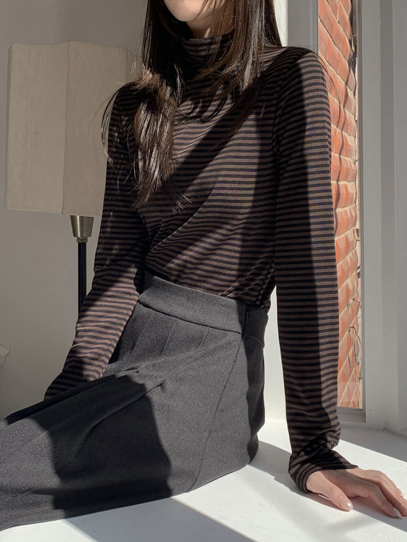 Flatyou - Korean Women Fashion - #womensfashion - Fleece Stripe Turtleneck Tee - 3