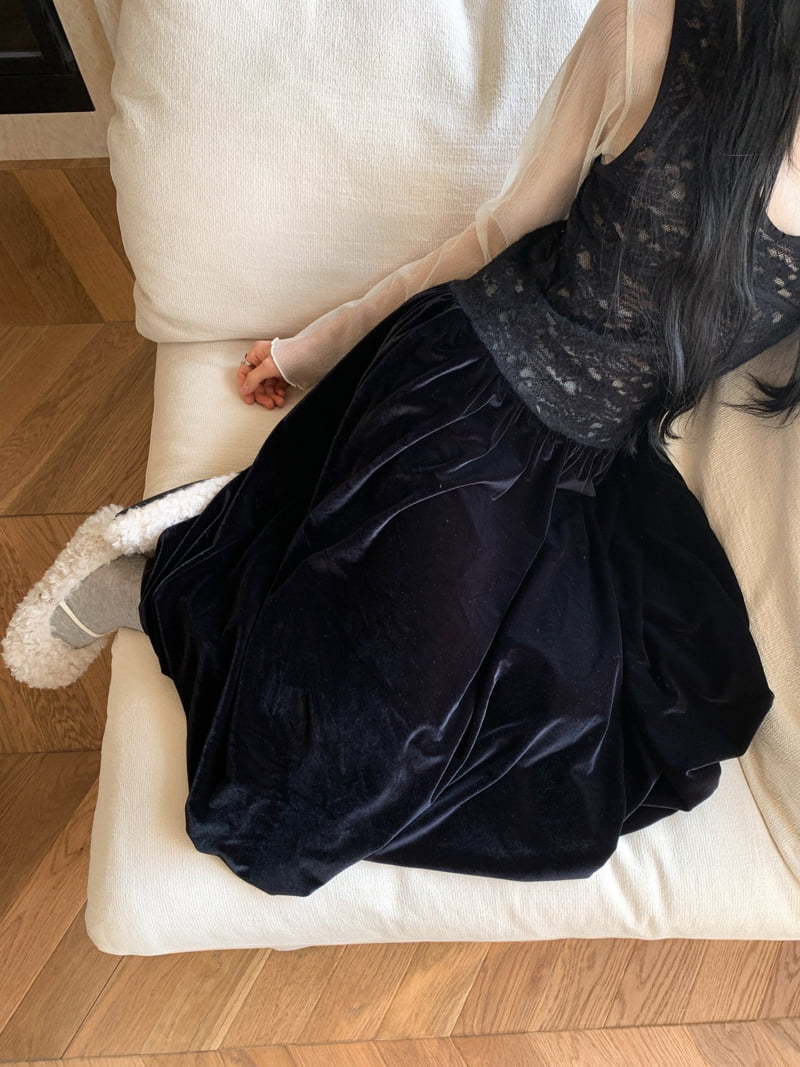 Foundation - Korean Women Fashion - #momslook - Lace Balloon Velvet One-piece - 9