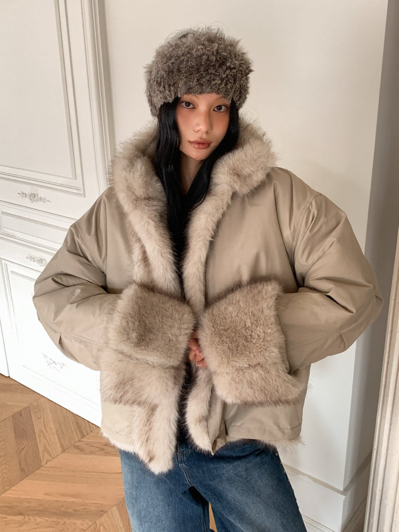 Foundation - Korean Women Fashion - #restrostyle - Spring Reversible Faux Jacket - 3