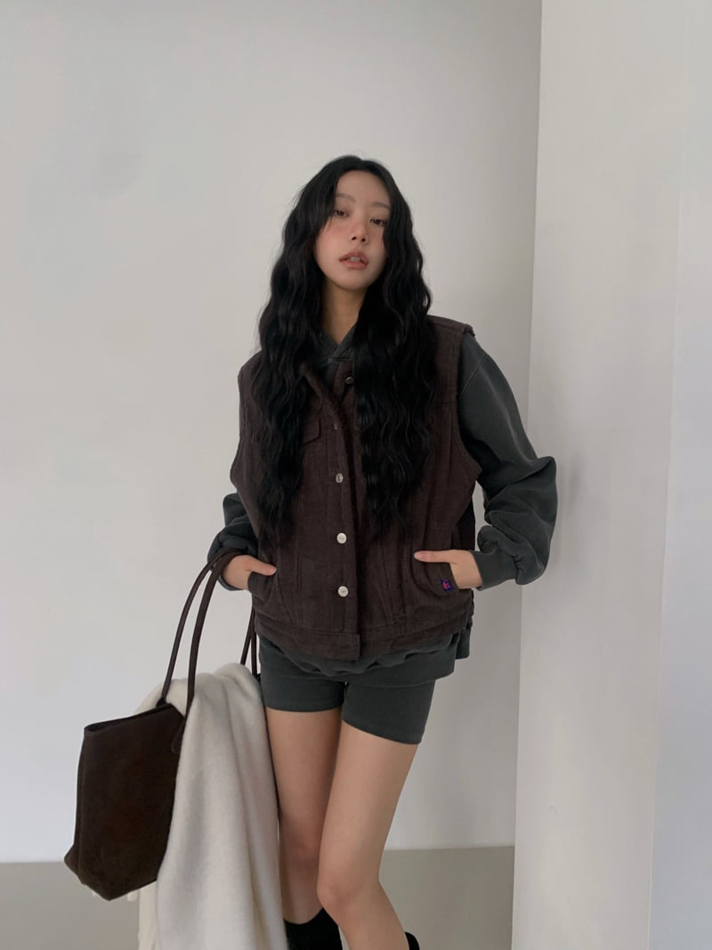 Gavara Market - Korean Women Fashion - #womensfashion - Cozy Shearling Vest - 4