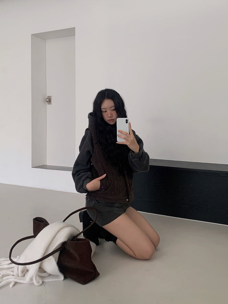 Gavara Market - Korean Women Fashion - #momslook - Michel Pig Hoodie - 10