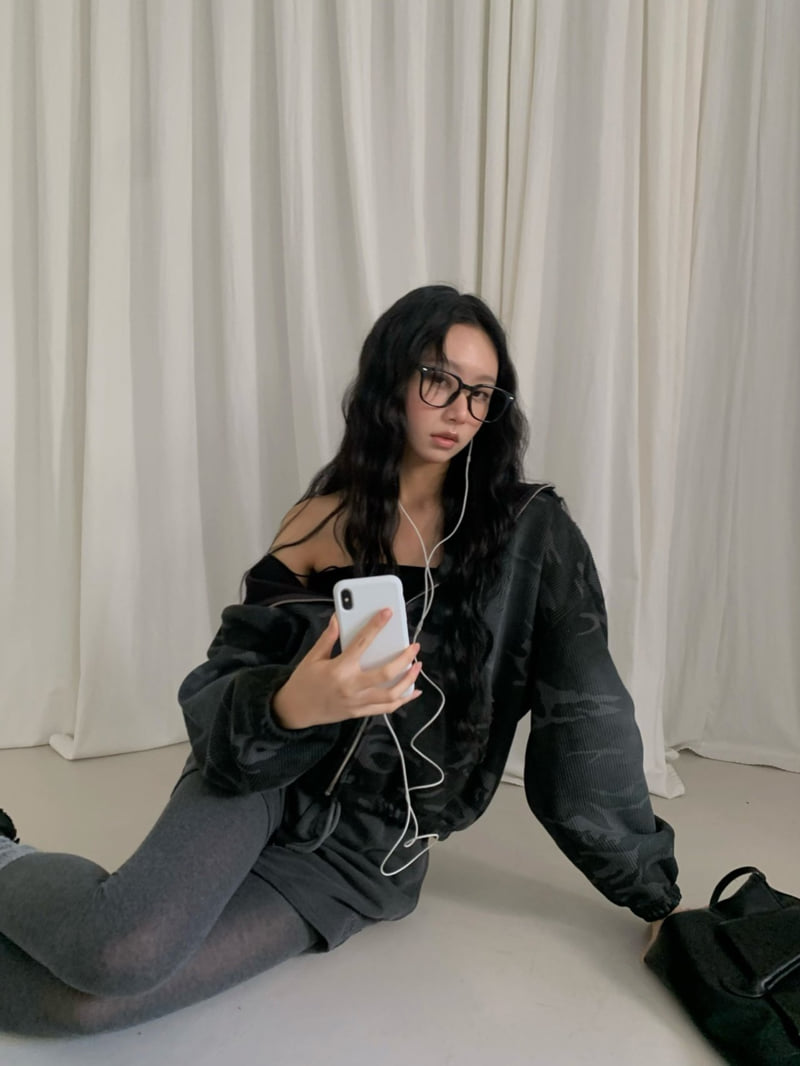 Gavara Market - Korean Women Fashion - #momslook - Sand Vintage Waffle Zip-Up Hoodie - 10