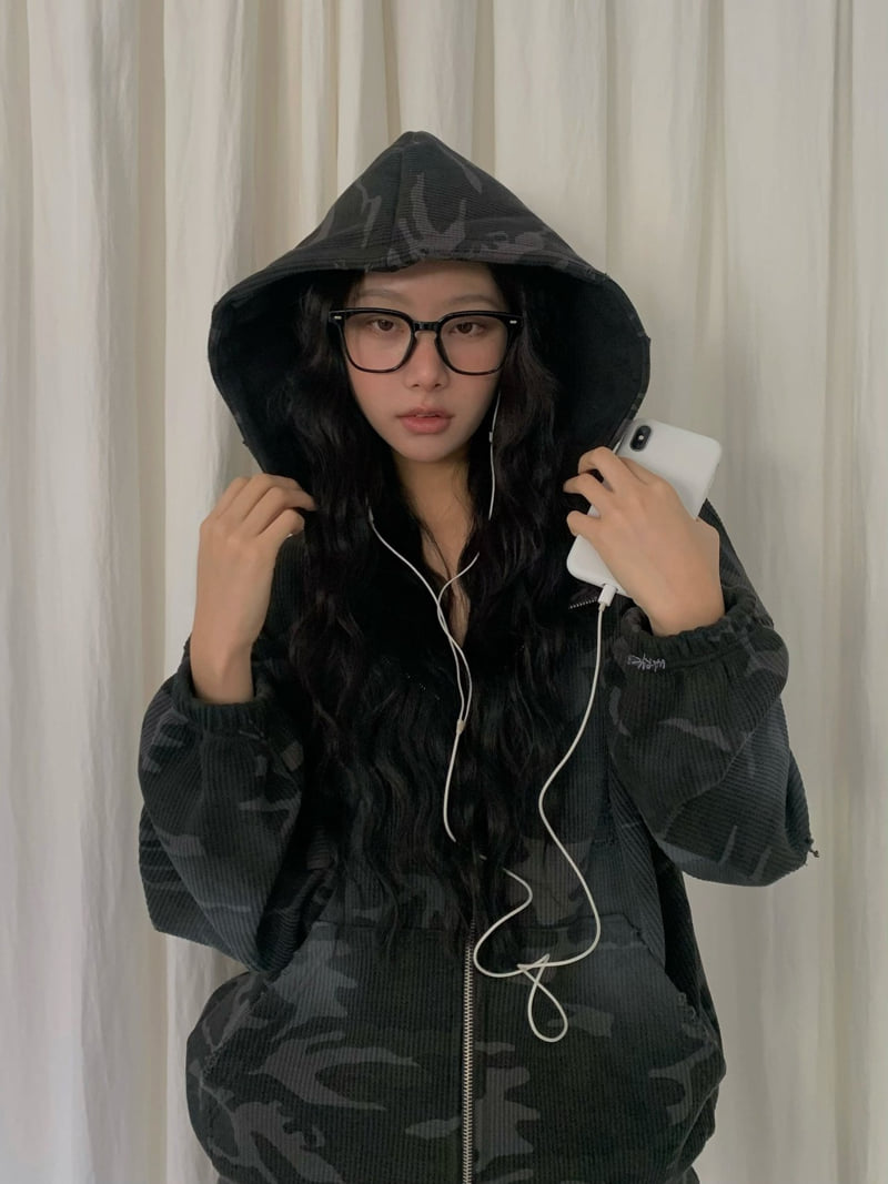 Gavara Market - Korean Women Fashion - #momslook - Sand Vintage Waffle Zip-Up Hoodie - 8