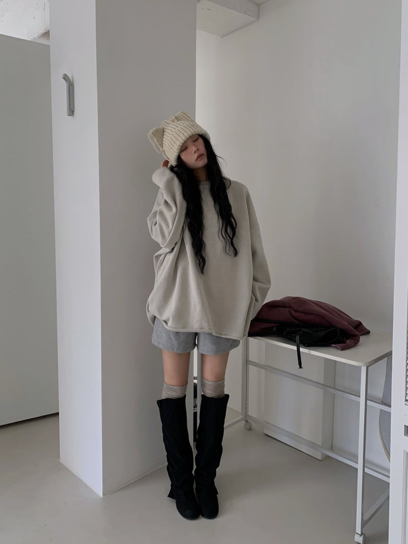Gavara Market - Korean Women Fashion - #momslook - GM Raw-Edge Pig Sweatshirt - 3