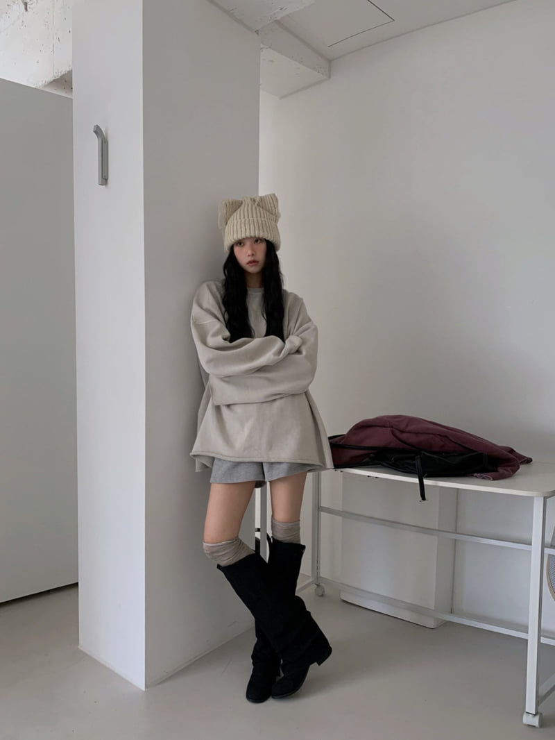 Gavara Market - Korean Women Fashion - #momslook - GM Raw-Edge Pig Sweatshirt - 4