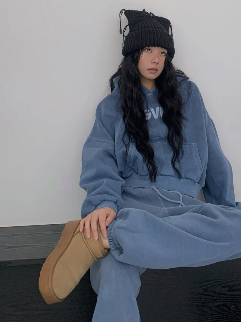 Gavara Market - Korean Women Fashion - #womensfashion - Lost Crop Pig Hoodie - 10