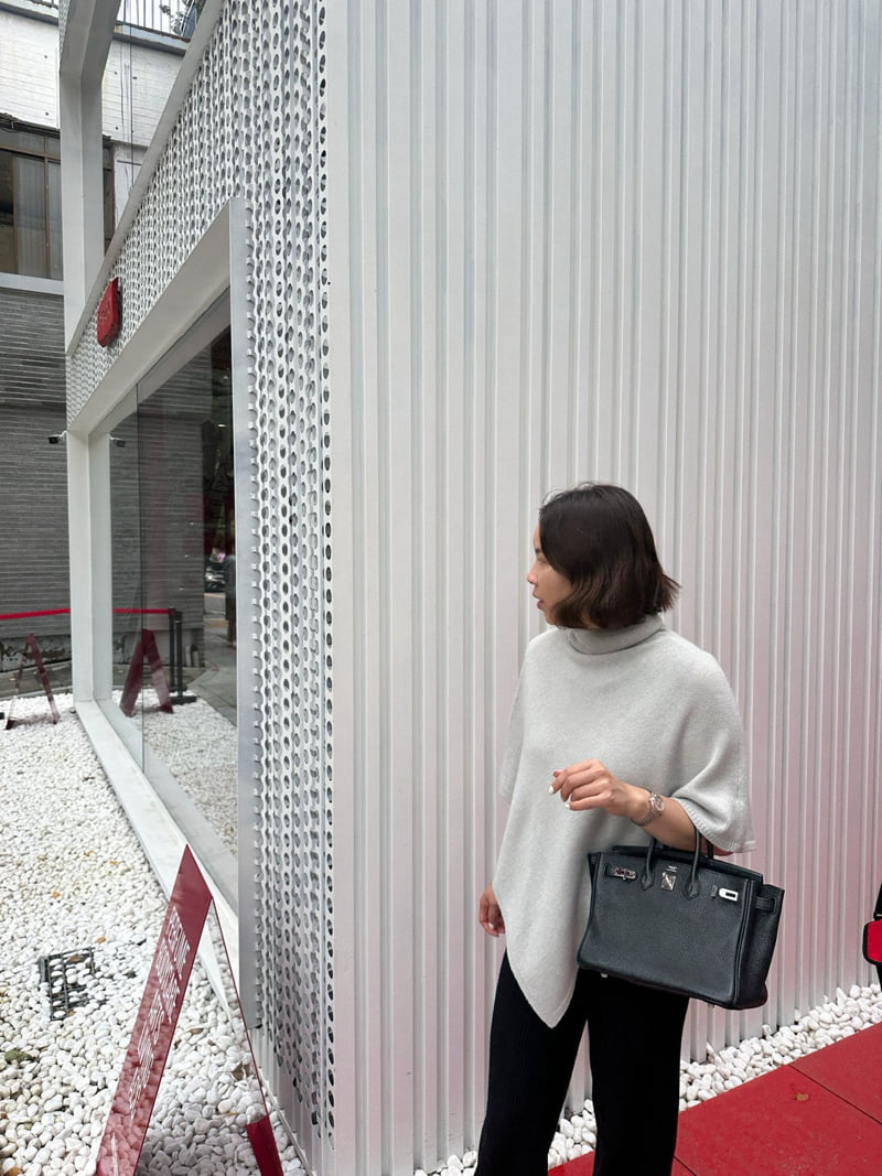 Have - Korean Women Fashion - #womensfashion - Turtle Neck Square Cape - 10