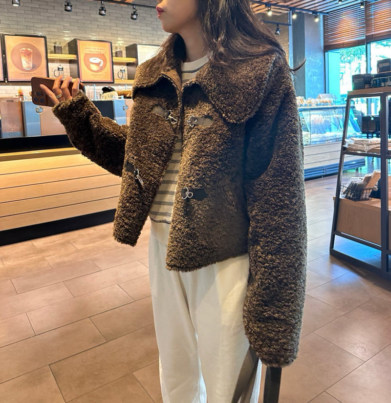Have - Korean Women Fashion - #womensfashion - Big Collar Shearling Jacket - 12