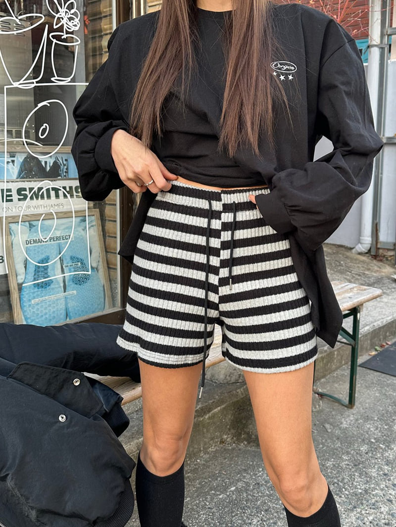Heil - Korean Women Fashion - #momslook - Pony Warm Shorts - 8