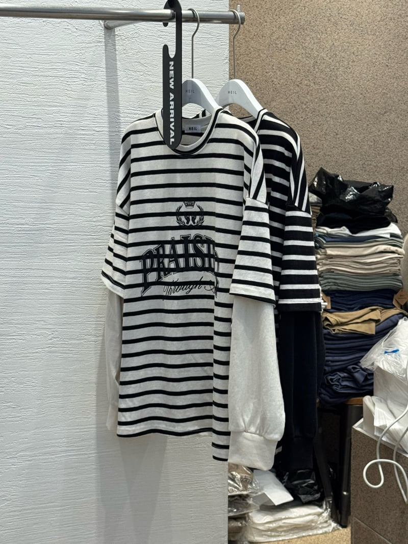 Heil - Korean Women Fashion - #momslook - Phrasing Layered Tee