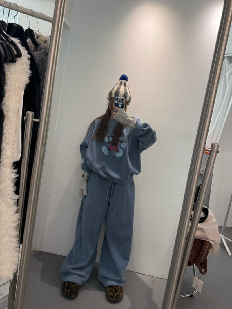Heil - Korean Women Fashion - #momslook - Pigment Winter M Fleece Sweatshirt - 11