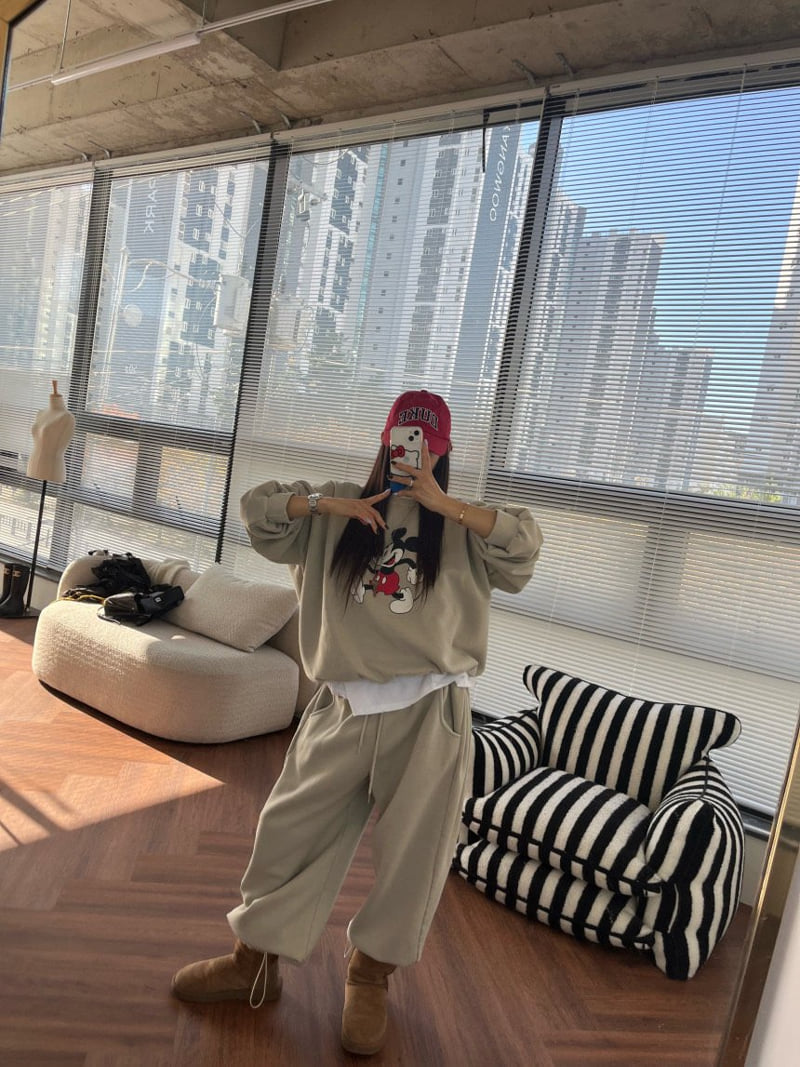 Heil - Korean Women Fashion - #pursuepretty - Pigment Winter Fleece Pants - 2