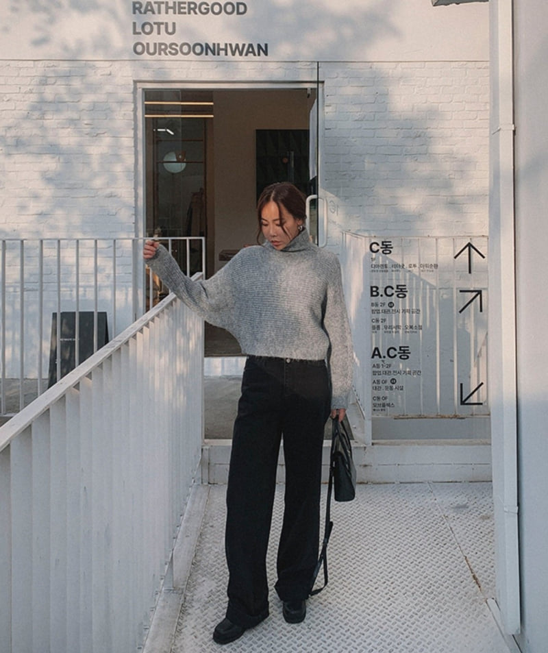 I'm here - Korean Women Fashion - #momslook - 896 No Wash Black Wide Denim Pants - 5