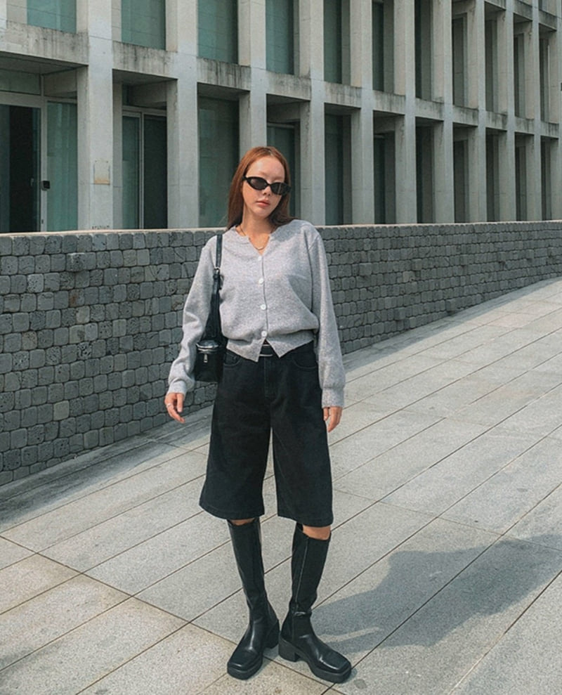 I'm here - Korean Women Fashion - #romanticstyle - 339 Black Denim Bermuda Pants - 10