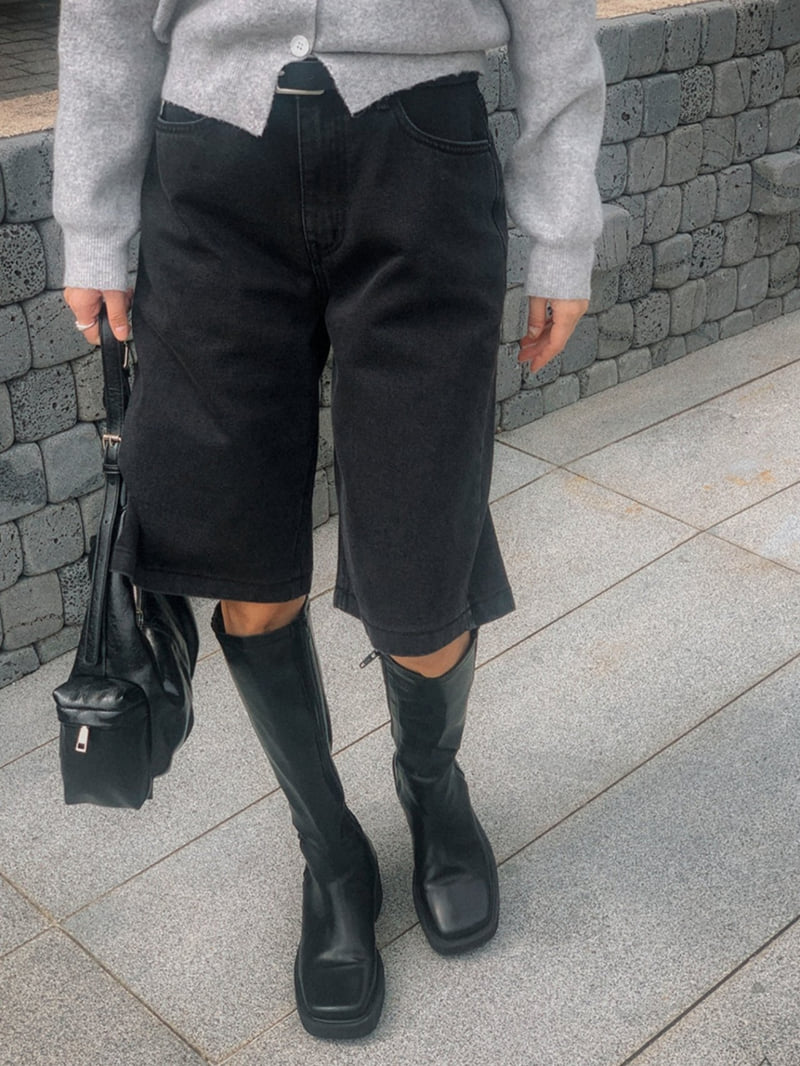 I'm here - Korean Women Fashion - #thatsdarling - 339 Black Denim Bermuda Pants - 12