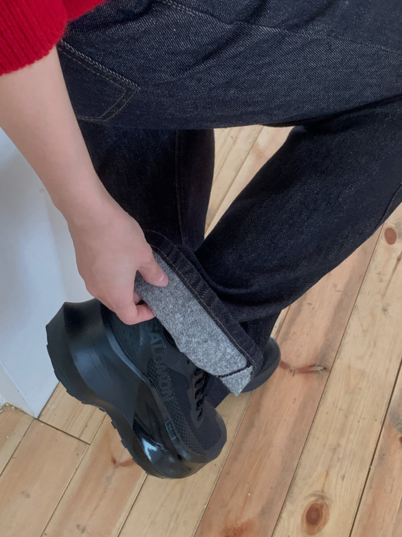 I'm here - Korean Women Fashion - #thelittlethings - 901 Fleece Non Fade Bootcut Denim Pants - 3