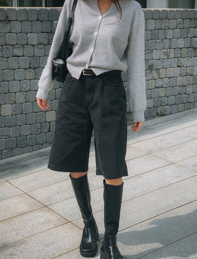 I'm here - Korean Women Fashion - #womensfashion - 339 Black Denim Bermuda Pants