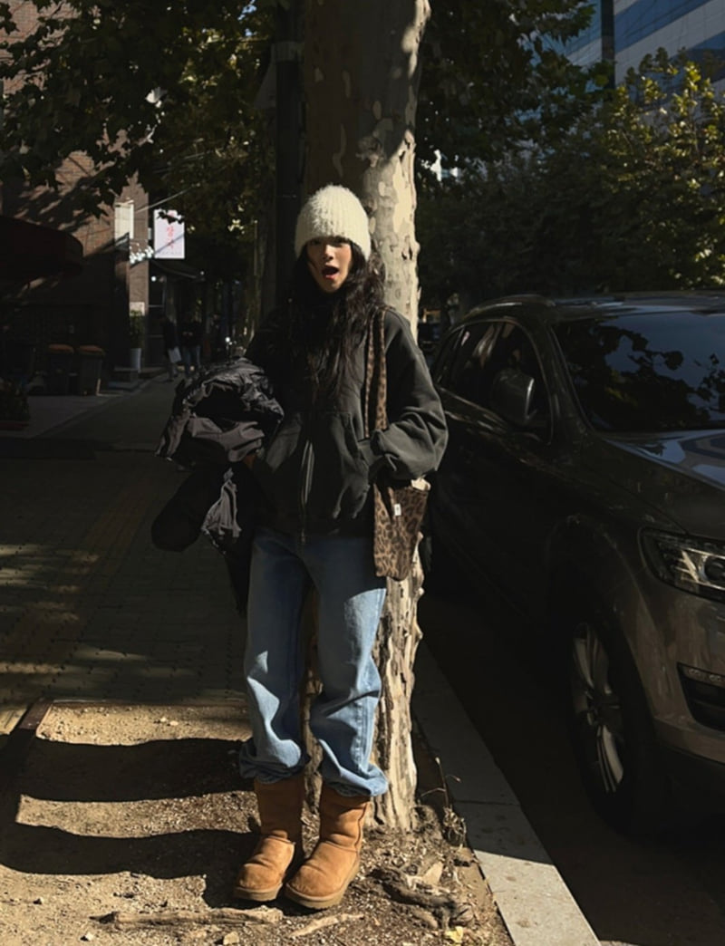 I'm here - Korean Women Fashion - #momslook - 809 All Brush Washed Straight Denim Pants - 4
