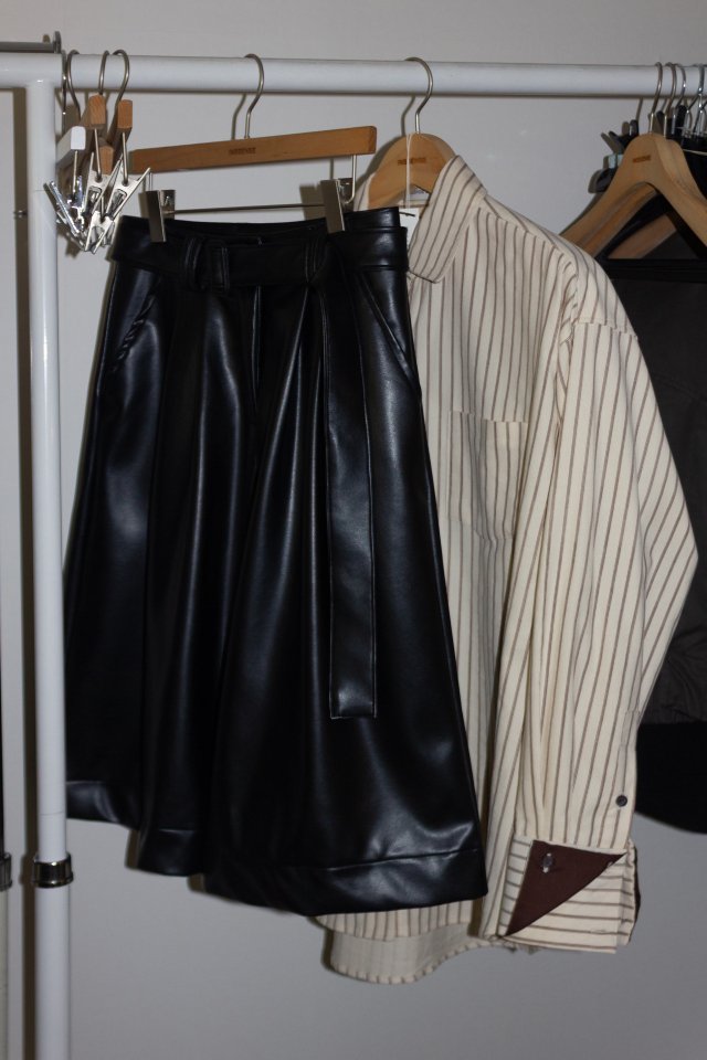 Inssense - Korean Women Fashion - #momslook - Belted Bermuda Trousers - 12