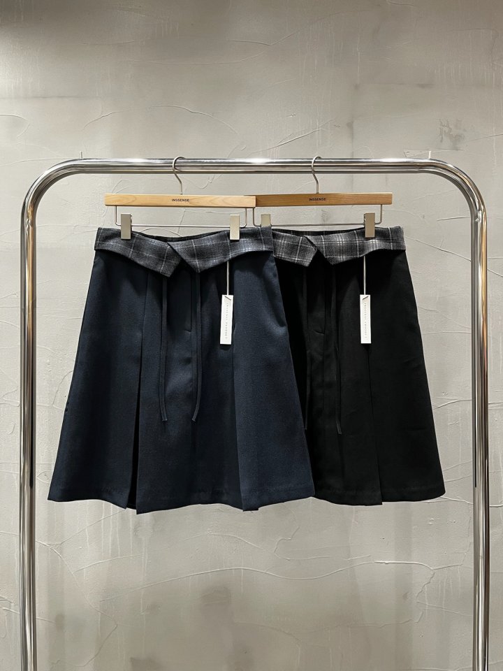 Inssense - Korean Women Fashion - #momslook - Check Waist Pleated Midi Skirt - 9