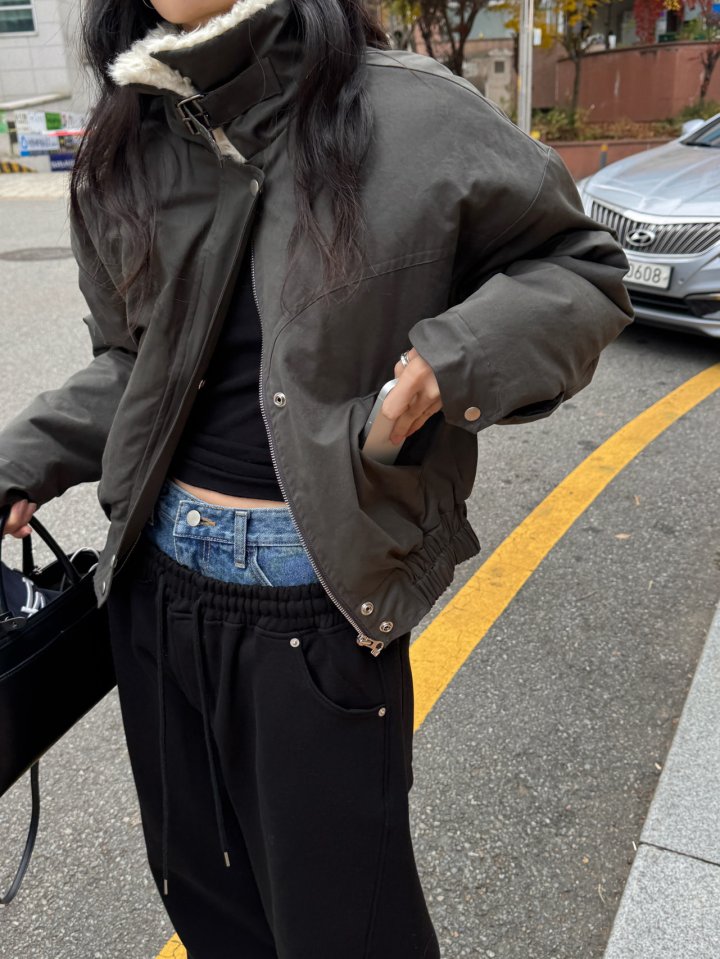Inssense - Korean Women Fashion - #momslook - Soft Collar Peach Bomber Jacket - 6