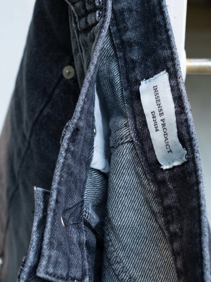 Inssense - Korean Women Fashion - #womensfashion - Side Incision Belt Detail Denim Shorts - 6