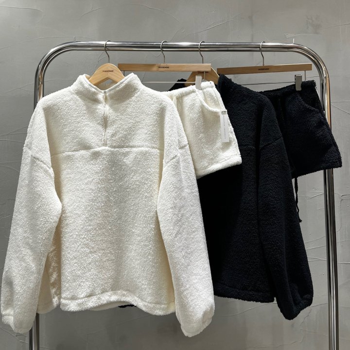 Inssense - Korean Women Fashion - #womensfashion - Love Bites Teddy Fleece Half-Zip - 12