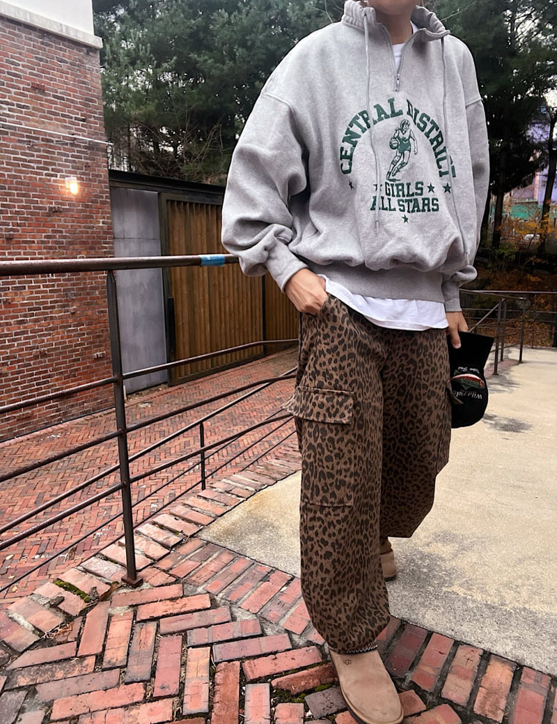 Lagrass - Korean Women Fashion - #womensfashion - Leopard Pocket Pants - 7