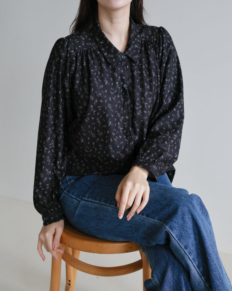 Lovely - Korean Women Fashion - #thatsdarling - To You Ditsy Blossom Blouse - 6