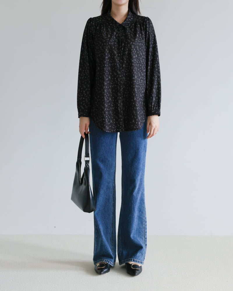 Lovely - Korean Women Fashion - #vintagekidsstyle - To You Ditsy Blossom Blouse