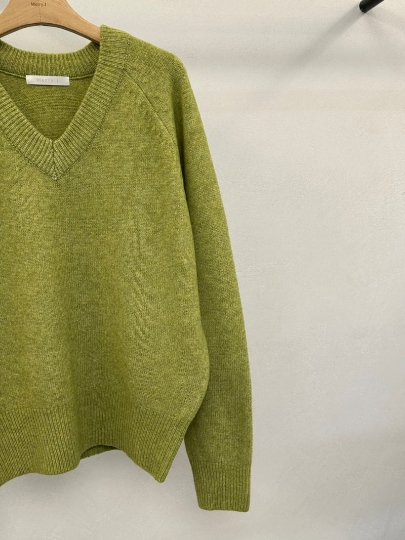 Merry J - Korean Women Fashion - #momslook - Air Wool V Neck Knit - 9