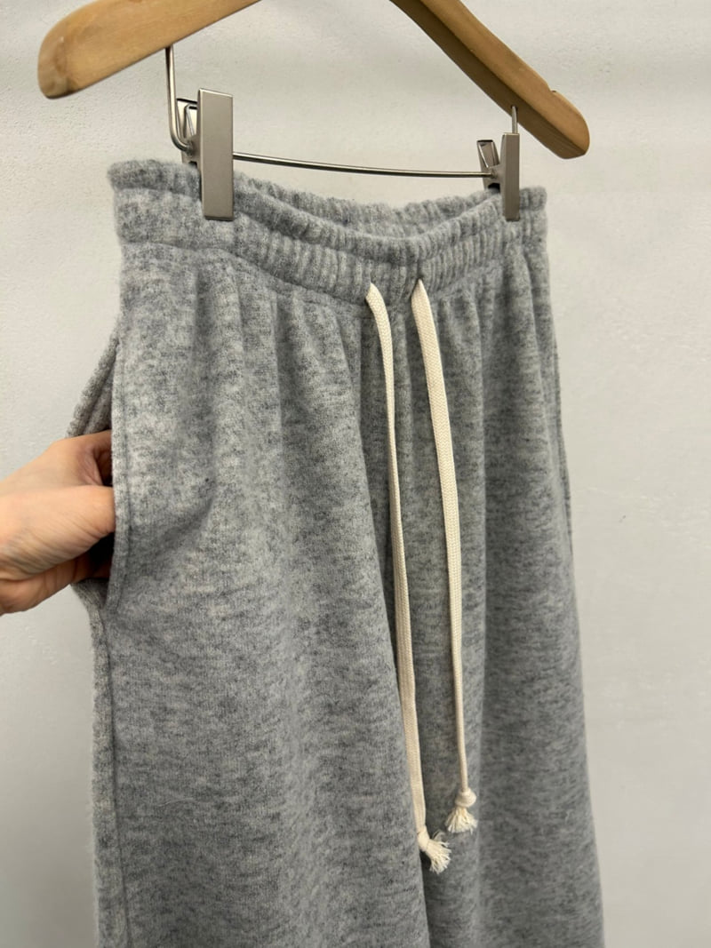 Merry J - Korean Women Fashion - #restrostyle - Mute Fleece Pants - 8