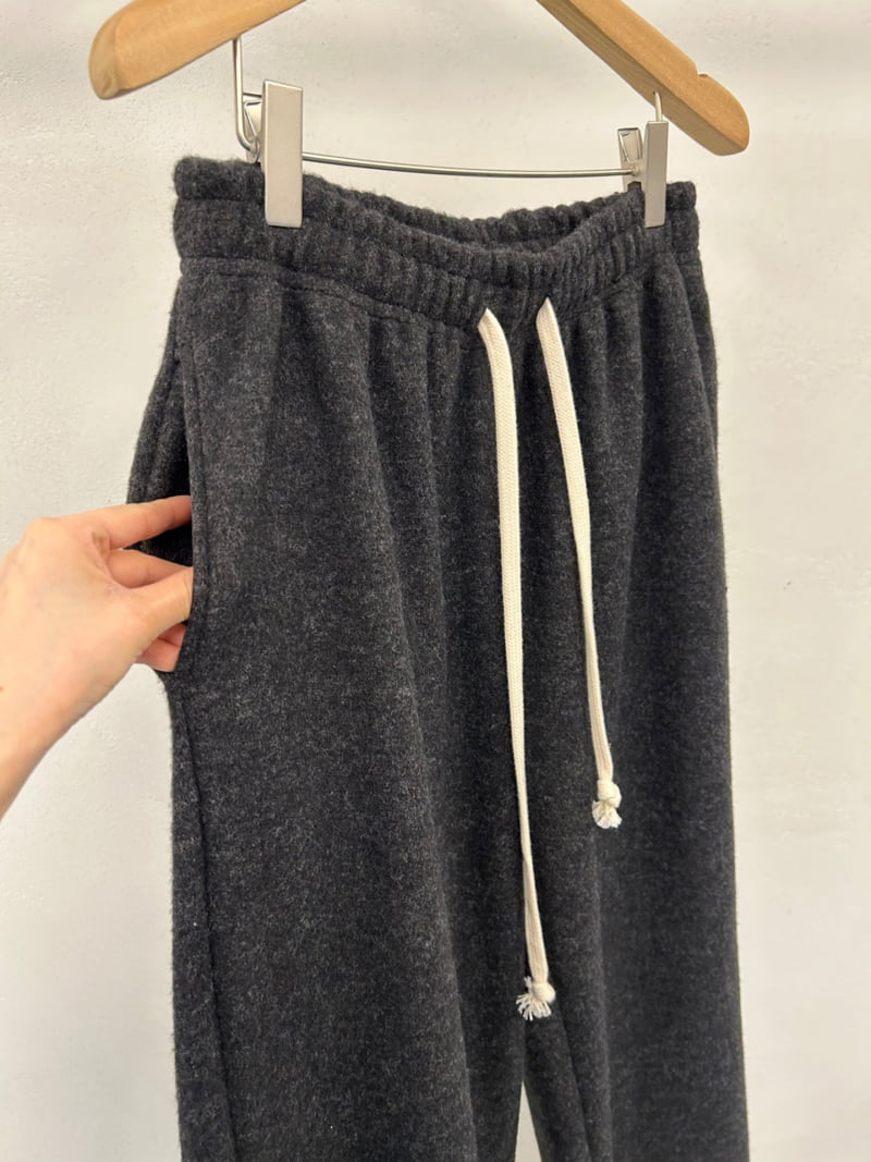 Merry J - Korean Women Fashion - #romanticstyle - Mute Fleece Pants - 9