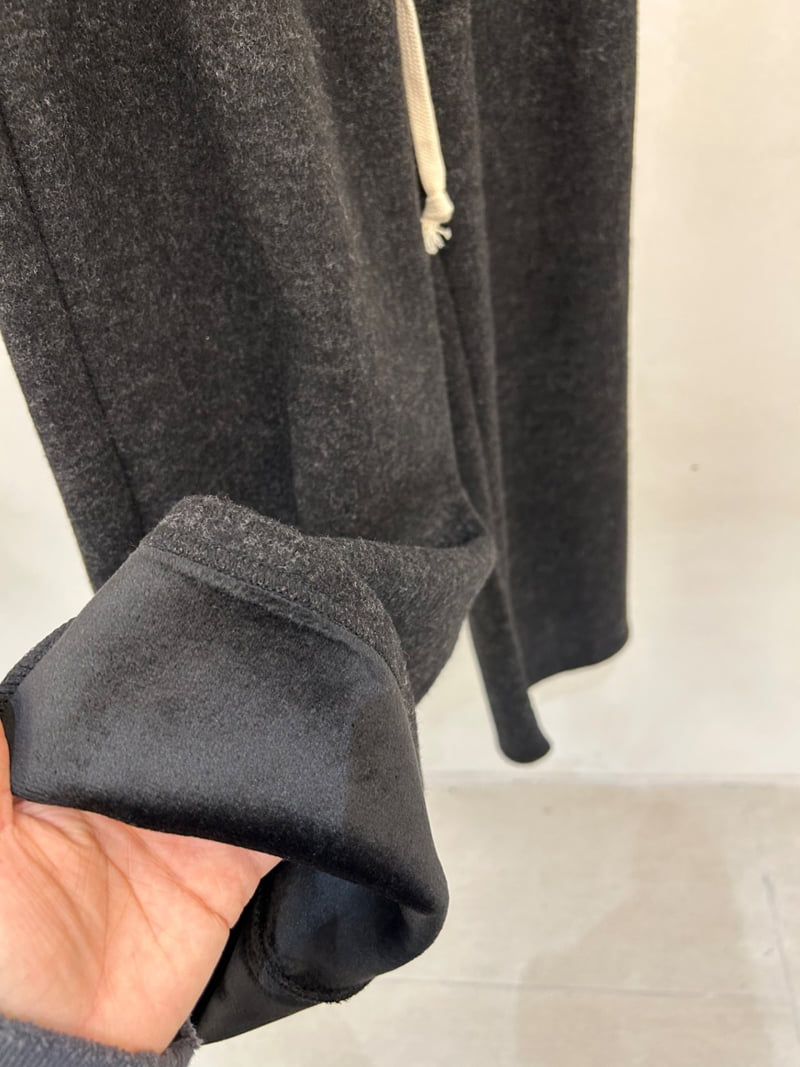 Merry J - Korean Women Fashion - #thatsdarling - Mute Fleece Pants - 11