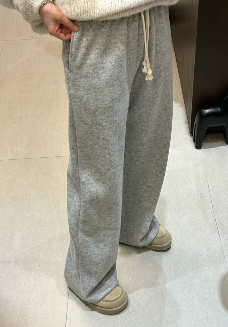 Merry J - Korean Women Fashion - #thelittlethings - Mute Fleece Pants - 12