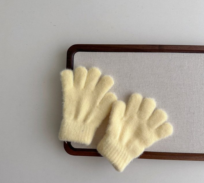 Miso - Korean Children Fashion - #littlefashionista - Glossy Finger Gloves