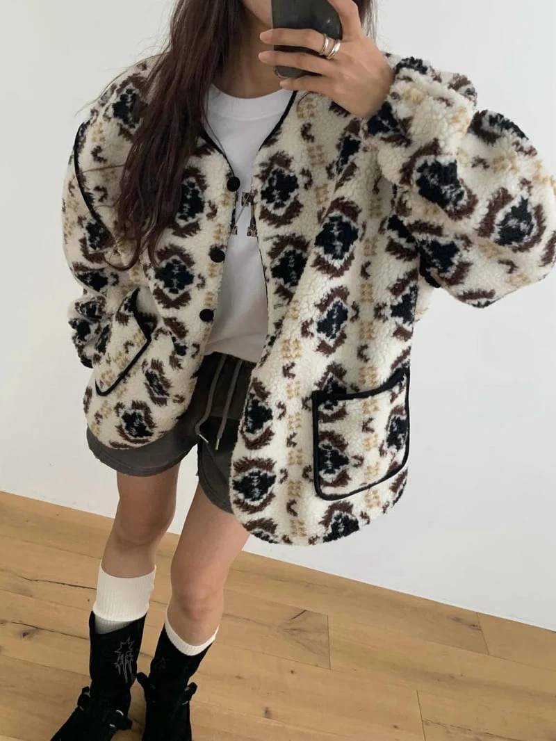 Moran Women - Korean Women Fashion - #restrostyle - Camper Fleece Jacket - 3