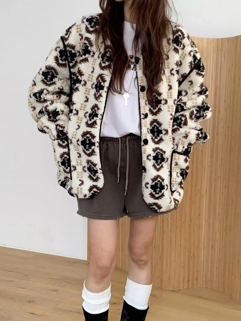 Moran Women - Korean Women Fashion - #restrostyle - Camper Fleece Jacket - 4