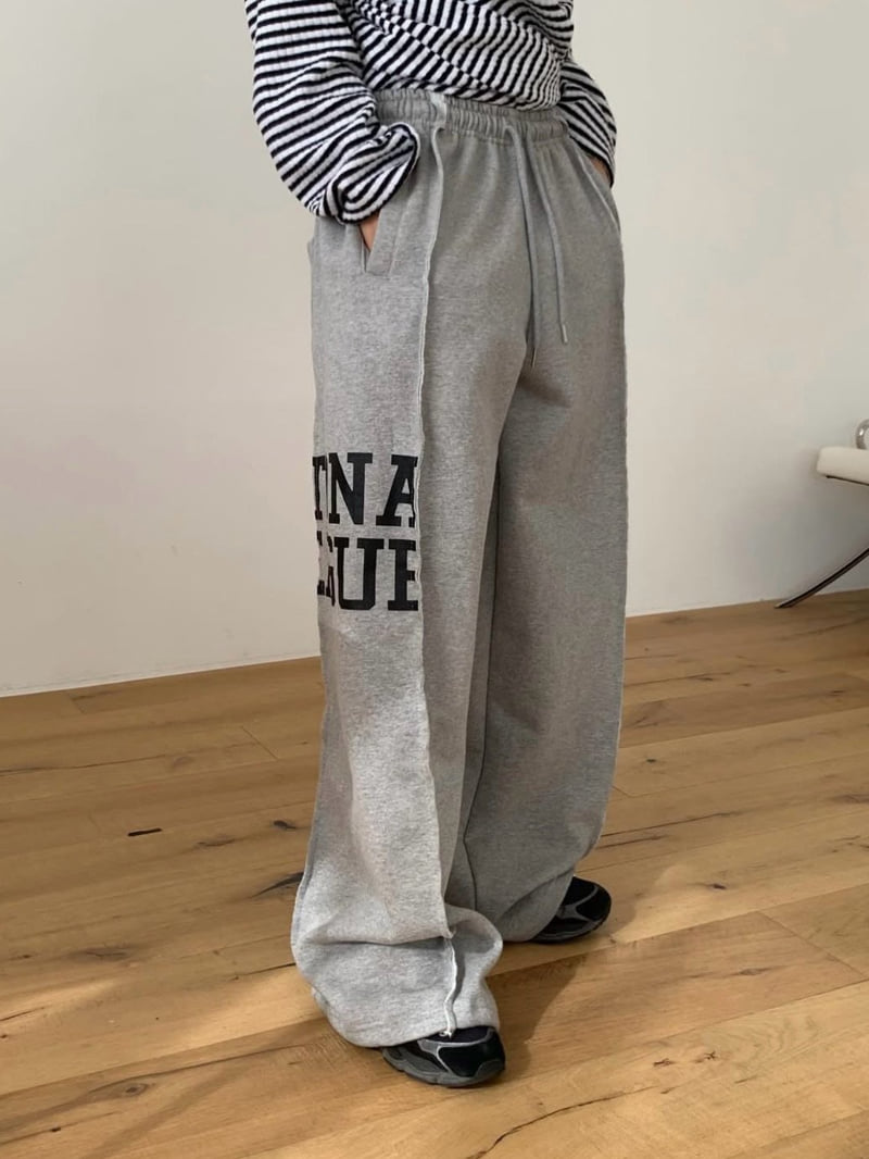 Moran Women - Korean Women Fashion - #thatsdarling - Football Wide Pants - 4