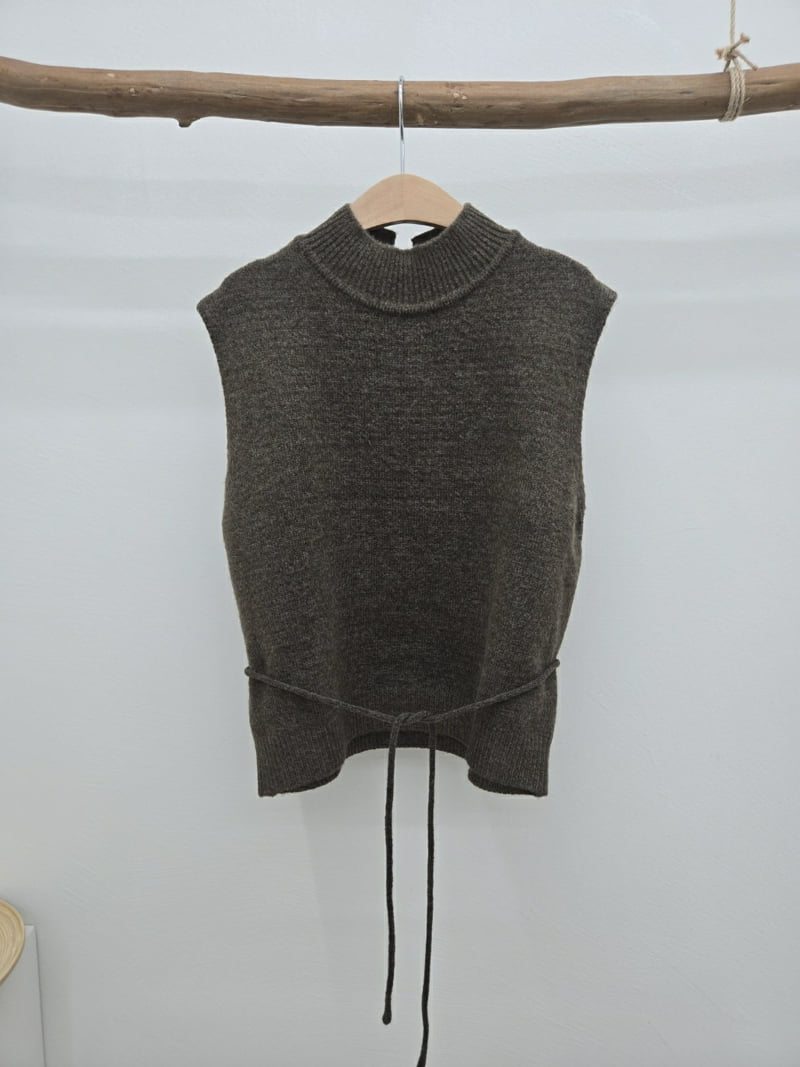 Most - Korean Women Fashion - #momslook - Over String Vest - 3