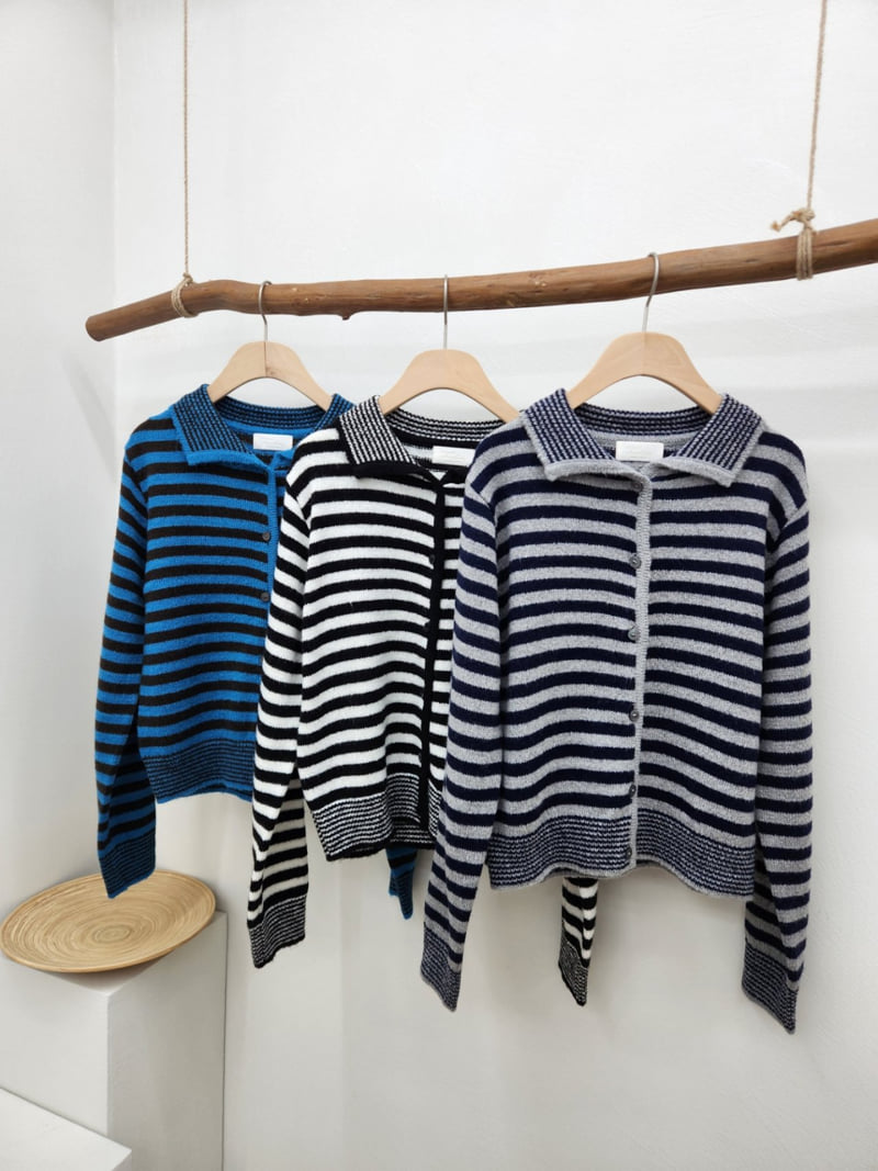 Most - Korean Women Fashion - #momslook - Pop Collar Cardigan
