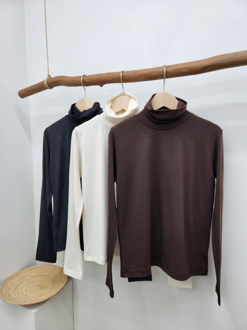 Most - Korean Women Fashion - #womensfashion - Warm Turtleneck Tee