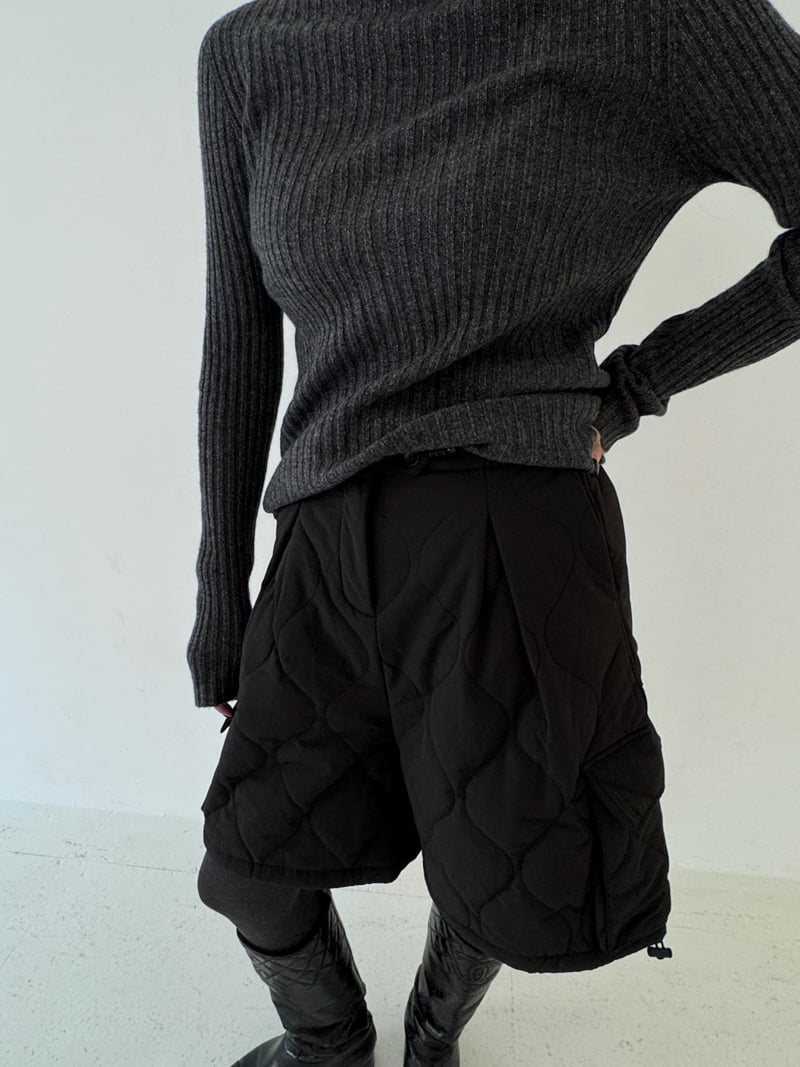 Neroli36 - Korean Women Fashion - #momslook - M Ribbed Pearl Turtleneck Tee - 12